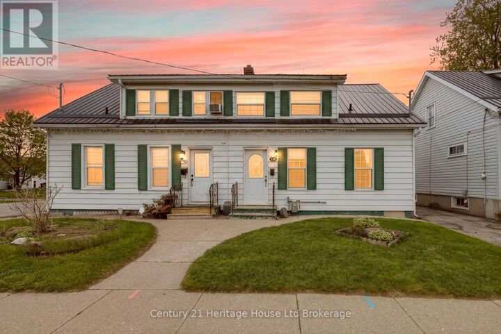 Property Photo:  138 Main Street  ON N4S 1S9 