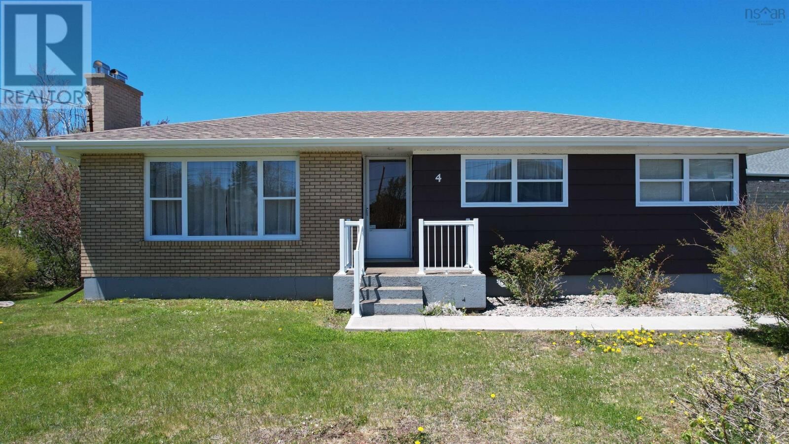 Property Photo:  4 Macaulay Avenue  NS B1A 1C9 