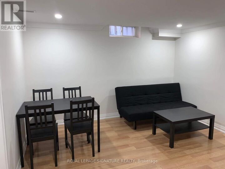 Property Photo: 4224 Angeloni Drive ON L4Z 2S9