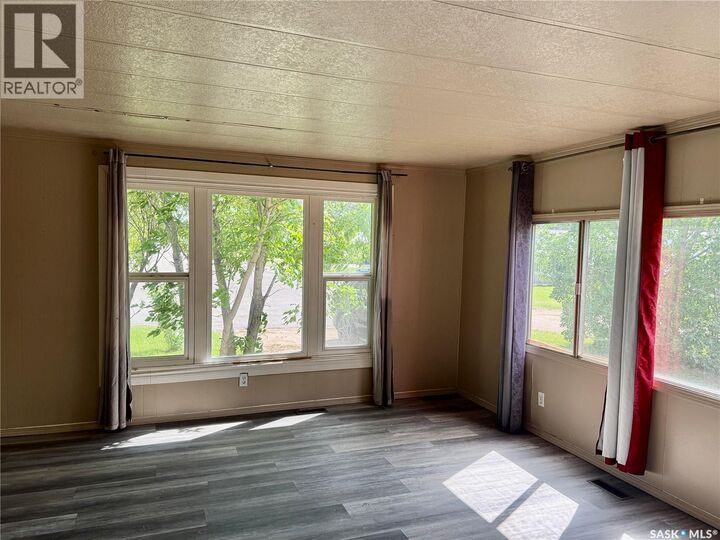 Property Photo:  209 Nelson Place  SK S0K 4S0 