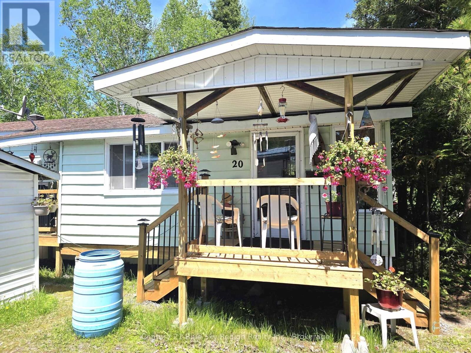 Property Photo:  5887 Highway 11 North 20  ON P1B 8G3 
