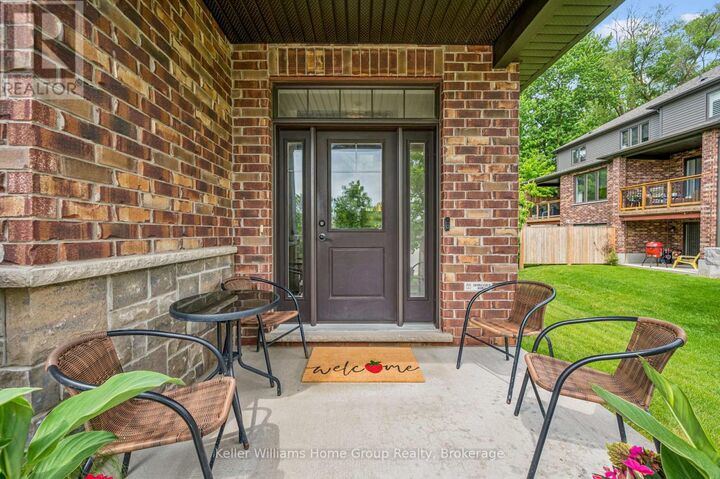Property Photo:  Unit 12 Gosling Gardens 12  ON N1L 0M4 