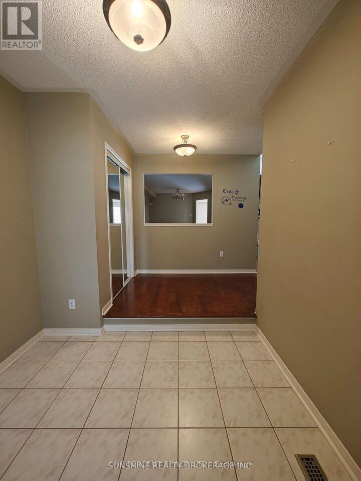 Property Photo:  181 Trail Ridge Lane  ON L6C 2C6 