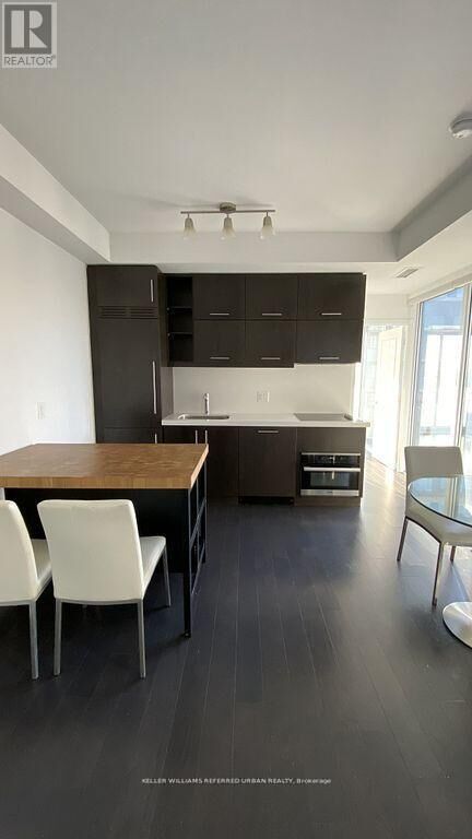 Property Photo:  1080 Bay Street 1808  ON M5S 0A5 