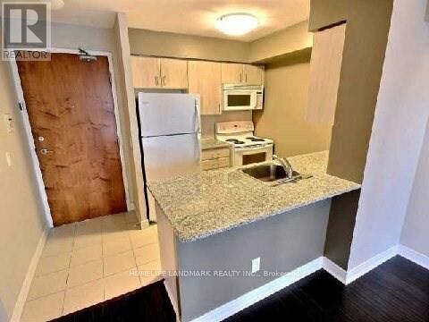 Property Photo: 31 Bales Avenue 1109 ON M2N 4S9