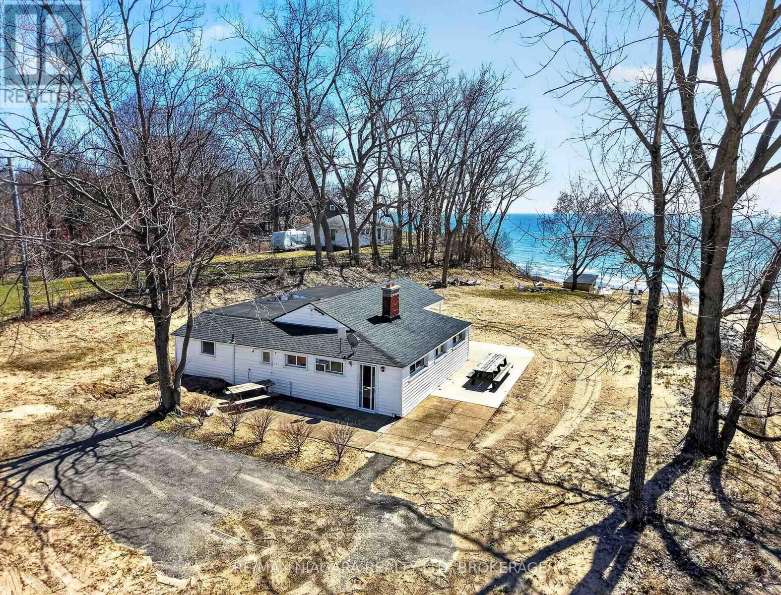 Property Photo: 239 Pleasant Beach Road ON L0S 1R0