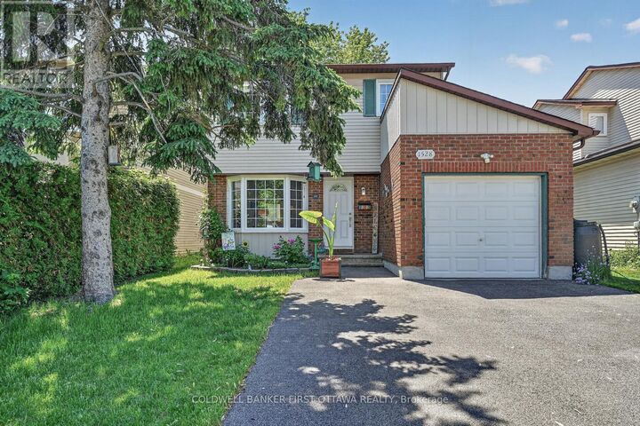 Property Photo:  1528 Brookmill Lane  ON K1B 5G4 