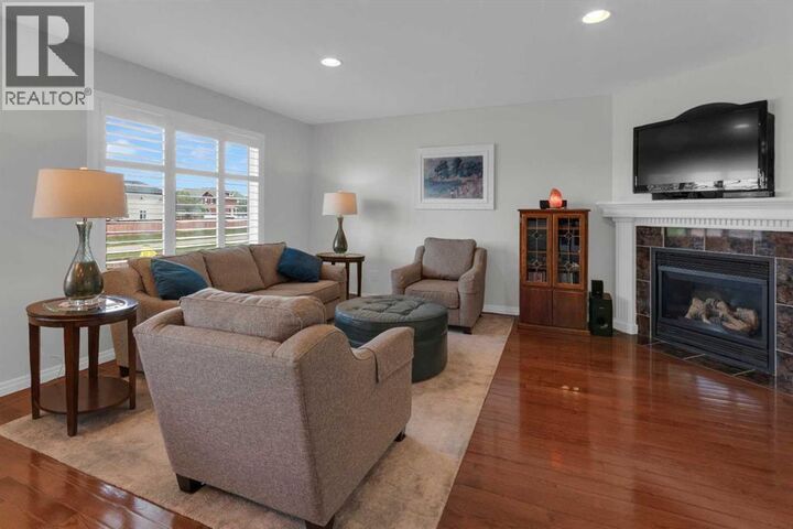Property Photo: 381 Silver Springs Way Northwest AB T4B 2X8