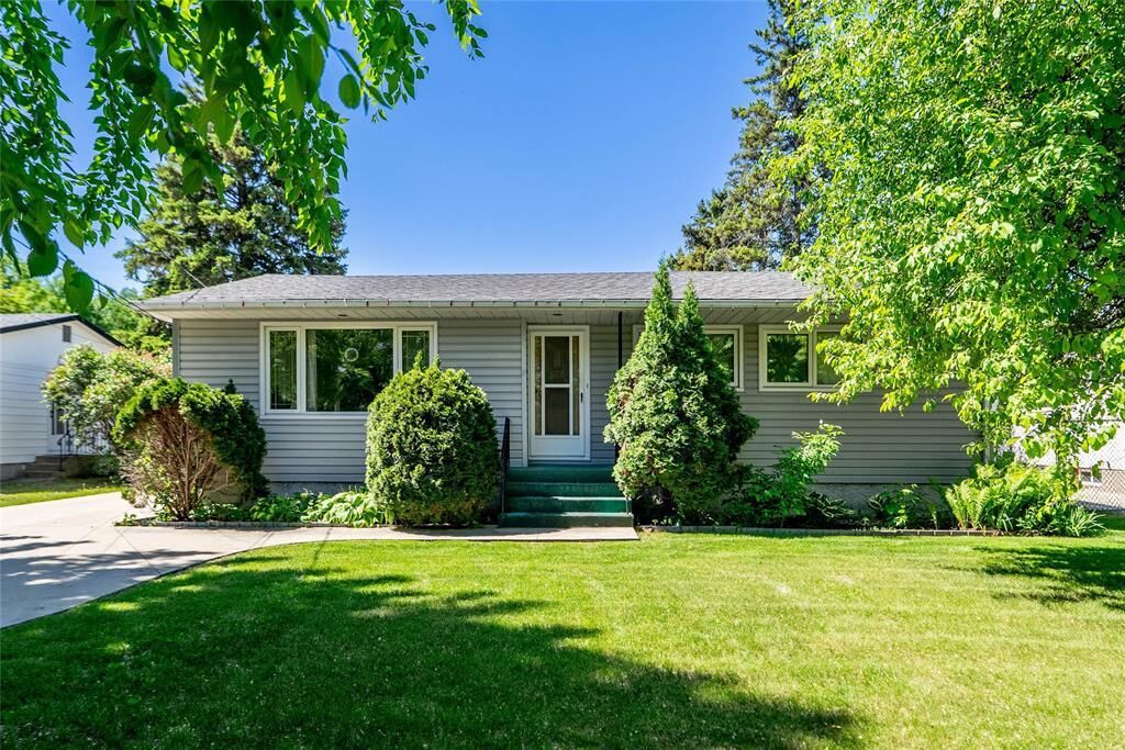 Photo de la propriété: 234 Foxgrove Avenue MB R2E 0A2