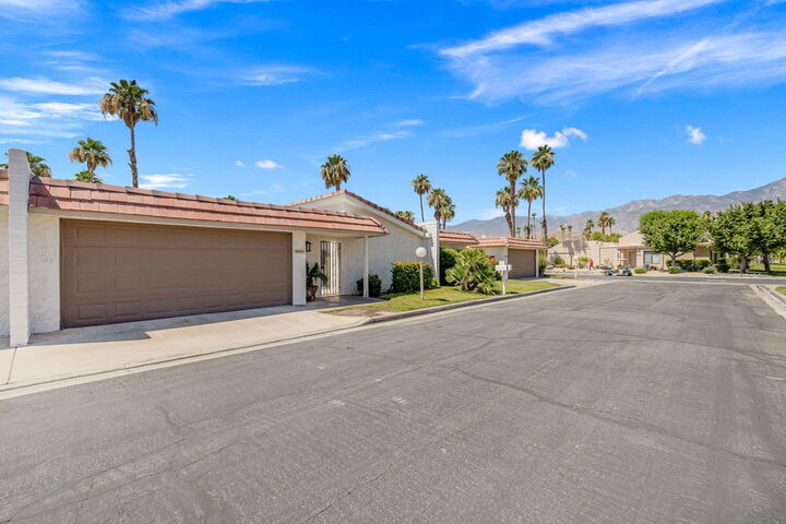Property Photo: 34351 Calle Las Palmas CA 92234