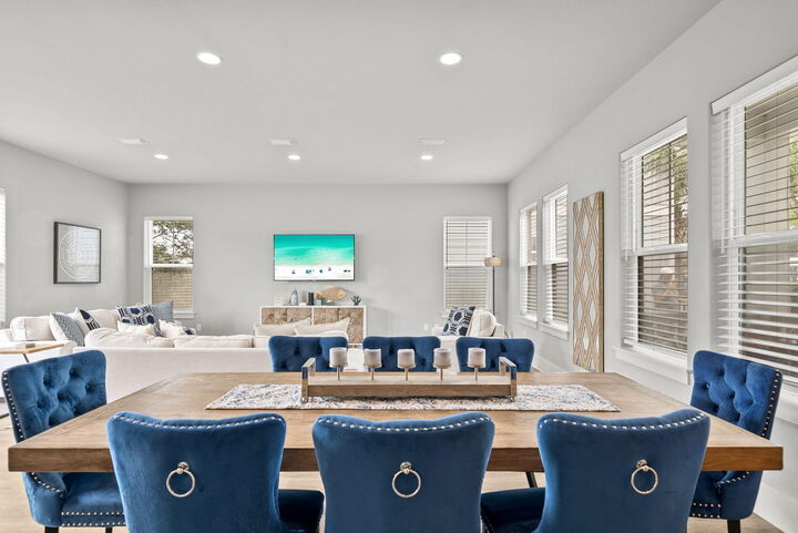 Property Photo: 251 Gulfview Circle FL 32459
