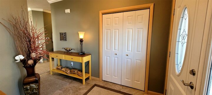 Property Photo: 6610 Meadowland Circle PA 16509