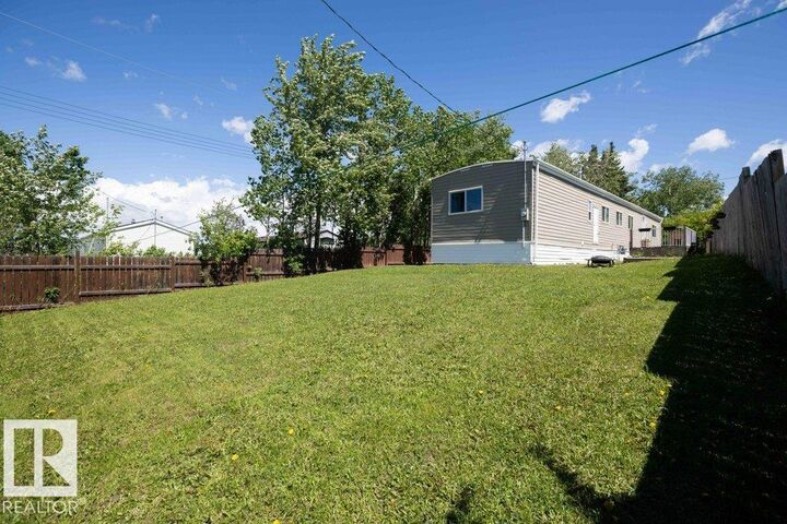 Property Photo:  4816 51 Street  AB T0G 0H0 