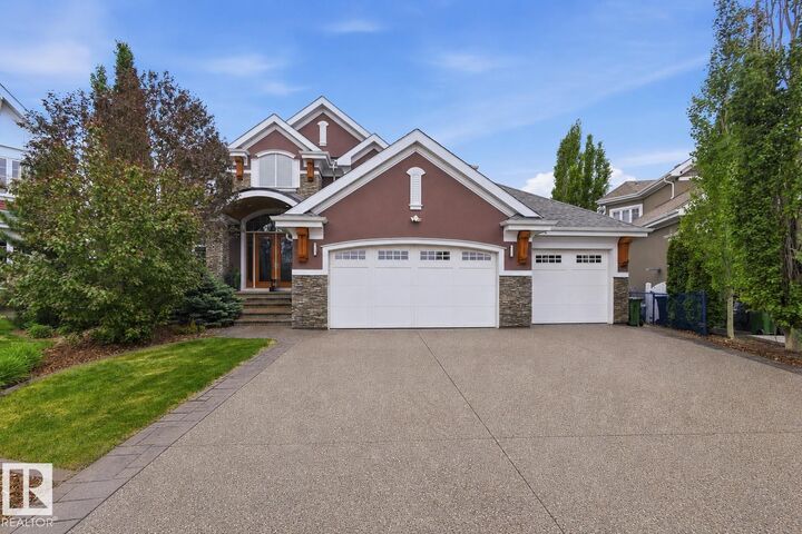 9003 16 Avenue SW — photo 1