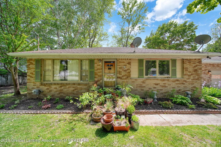 Property Photo: 4149 Greenwood Avenue MI 48842