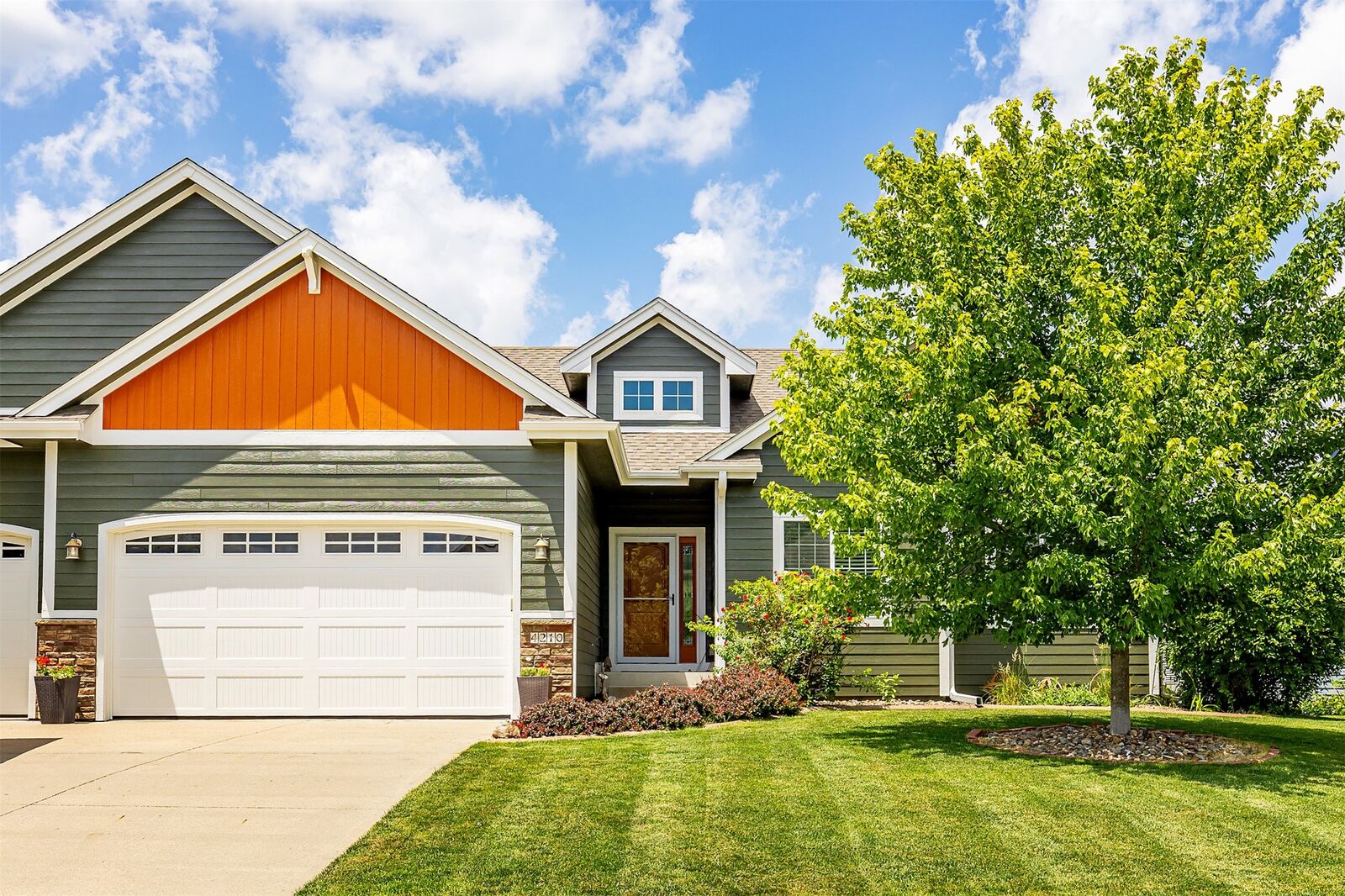 Property Photo: 4210 SW Snyder Boulevard IA 50023