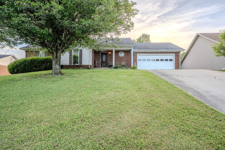 Property Photo:  1010 Tamworth Lane  KY 40601 
