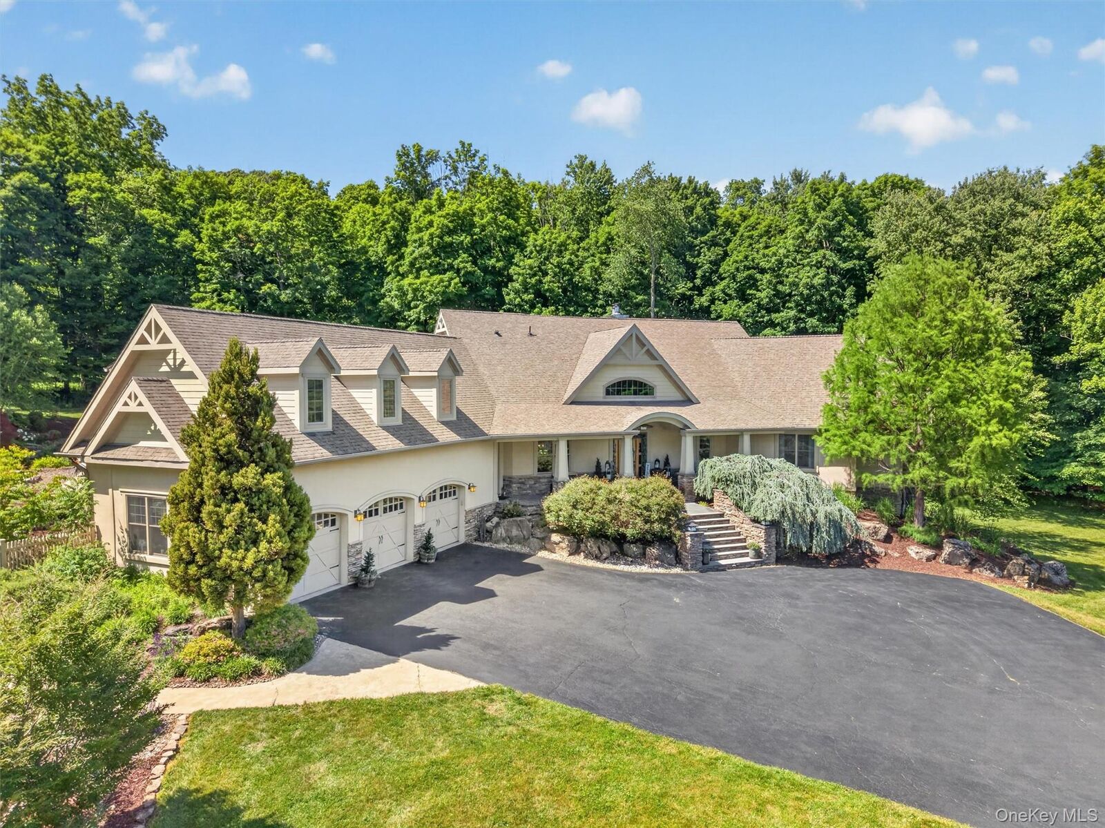Property Photo:  15 Entin Terrace  NY 10990 