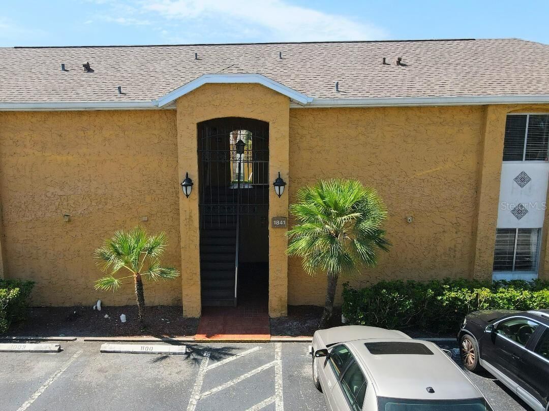 Property Photo: 1841 Parakeet Way 1101 FL 34232