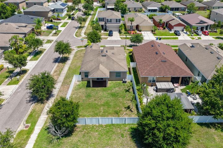 Property Photo: 401 Britton Shores Court FL 33570