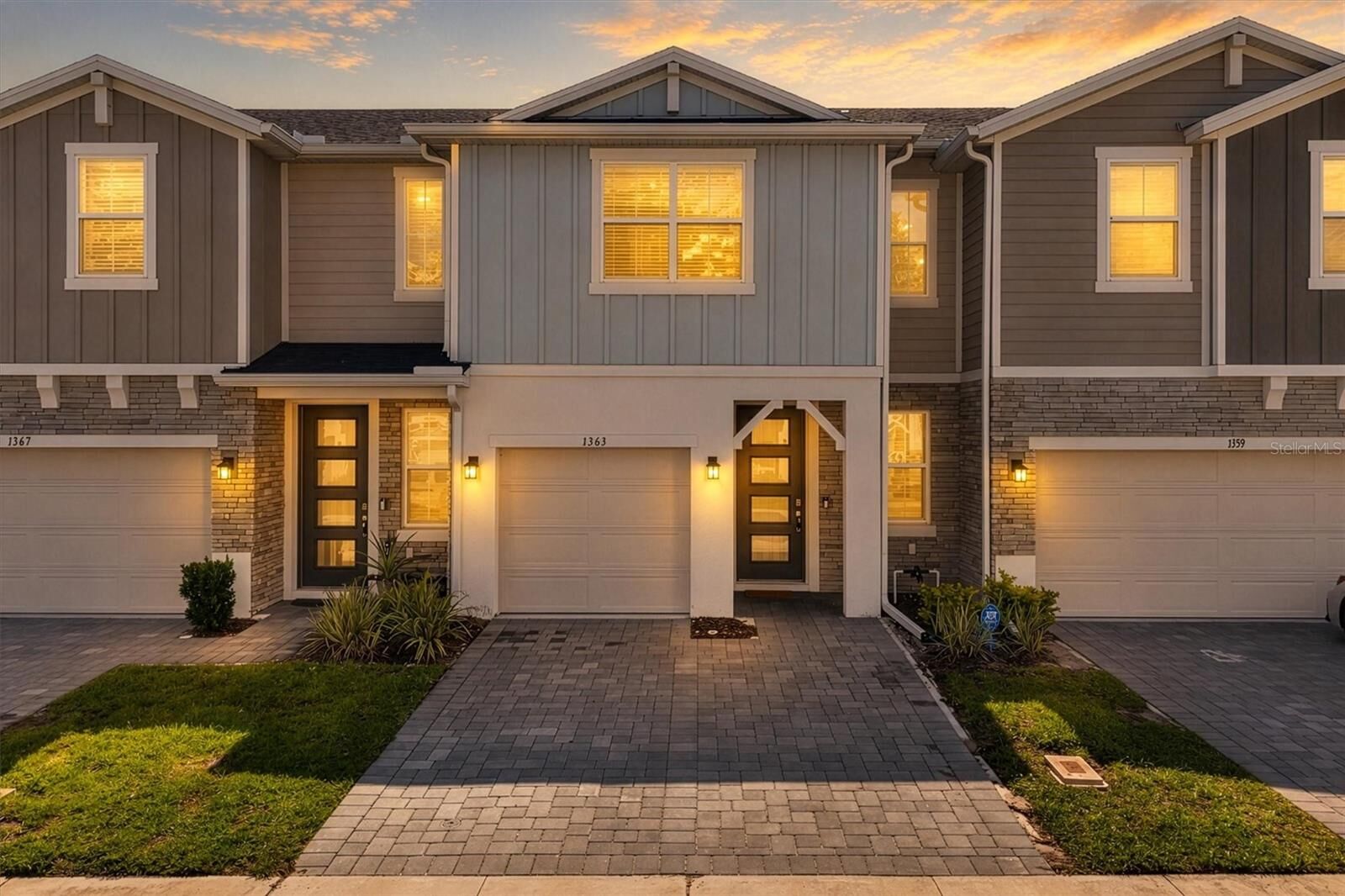 Property Photo:  1363 Captiva Cove  FL 32771 