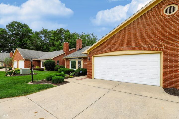 Property Photo: 5156 Waybridge Lane IN 46237