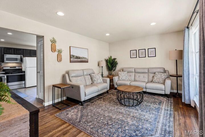 Property Photo:  406 Palermo Drive  MO 63021 