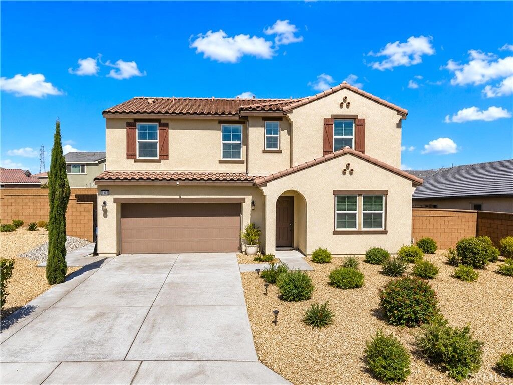 Property Photo:  13342 Ficus Court  CA 92392 