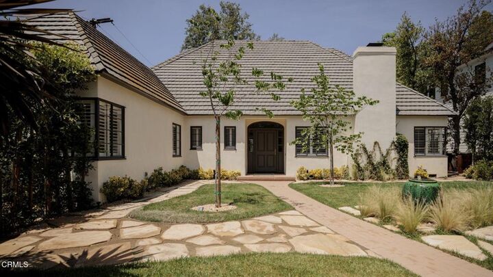 Property Photo: 1535 Ontario Avenue CA 91103