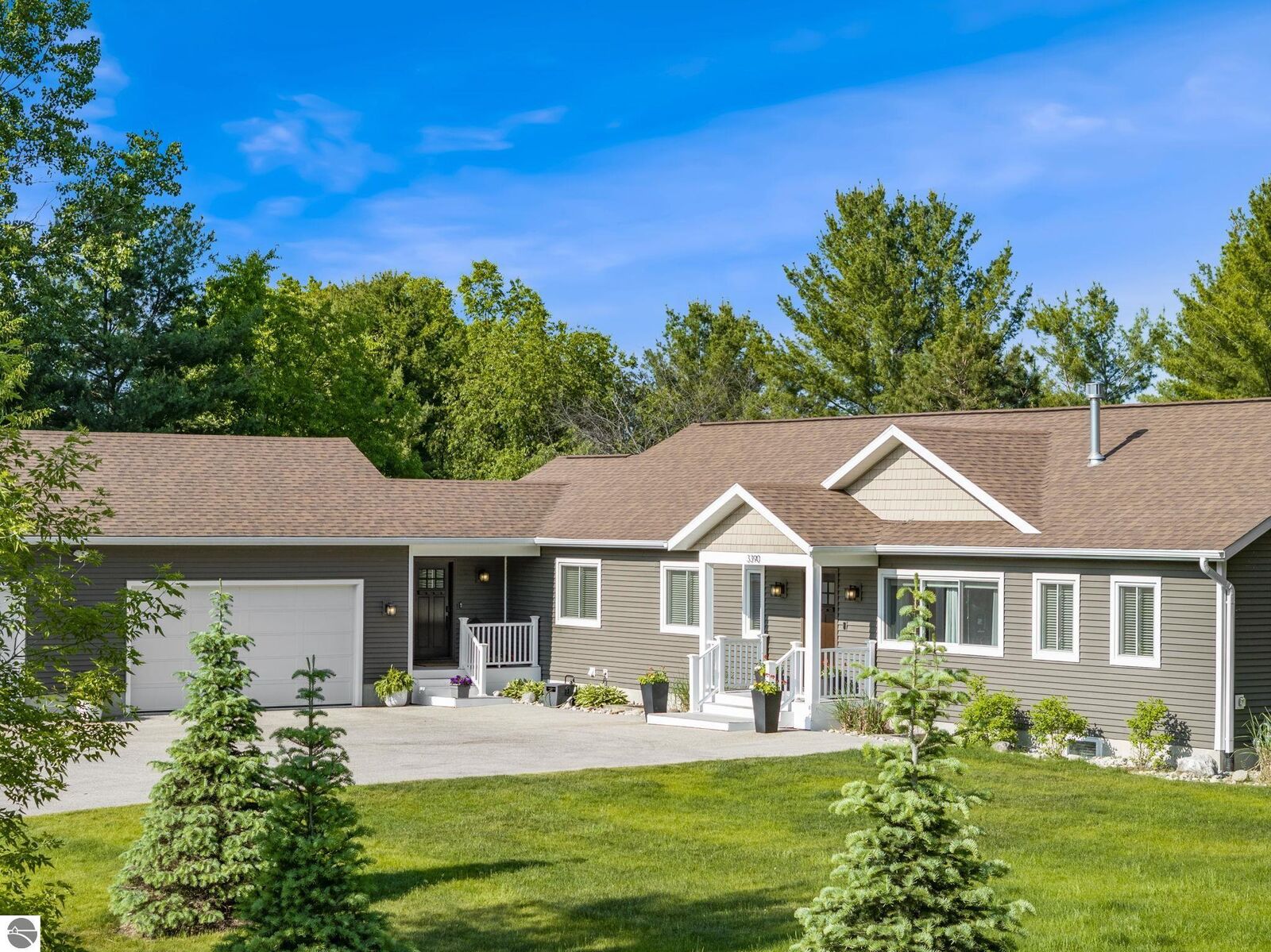 Property Photo: 3390 Epps Lane MI 49686