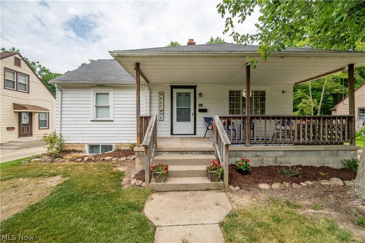 Property Photo: 324 Melrose Avenue OH 44512
