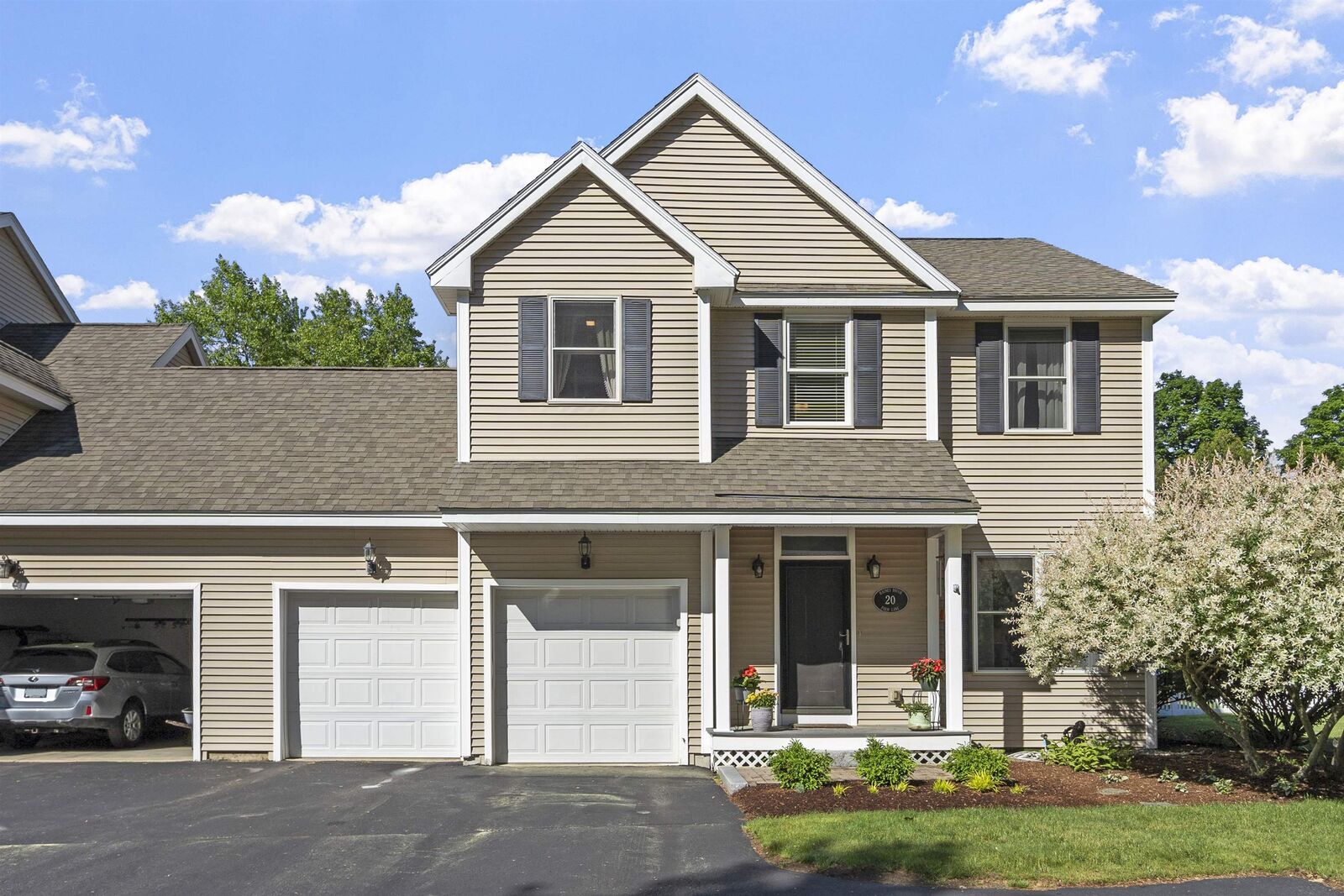 Property Photo:  20 Haines Brook Farm Lane  NH 03840 