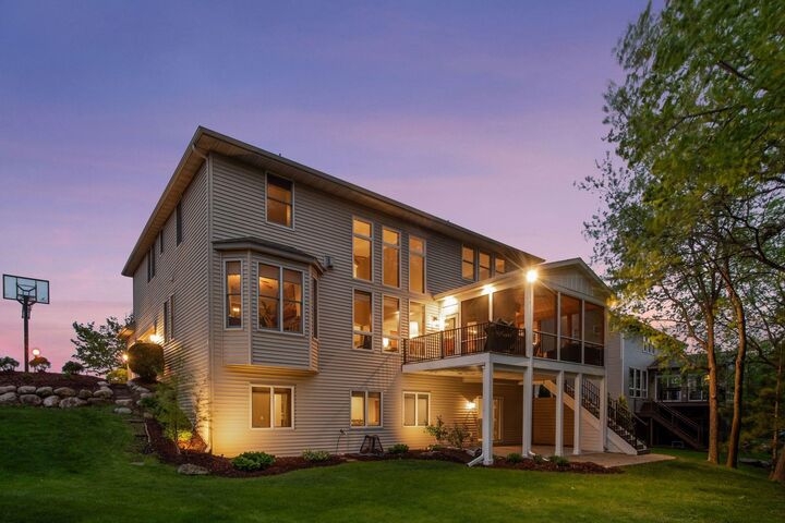 Property Photo:  1800 Carriage Drive  MN 55386 