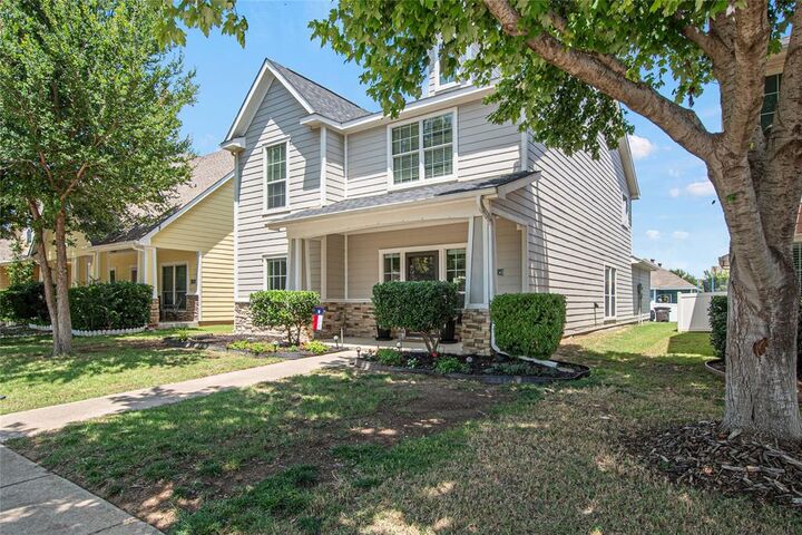 Property Photo: 10956 Colonial Heights Lane TX 76179