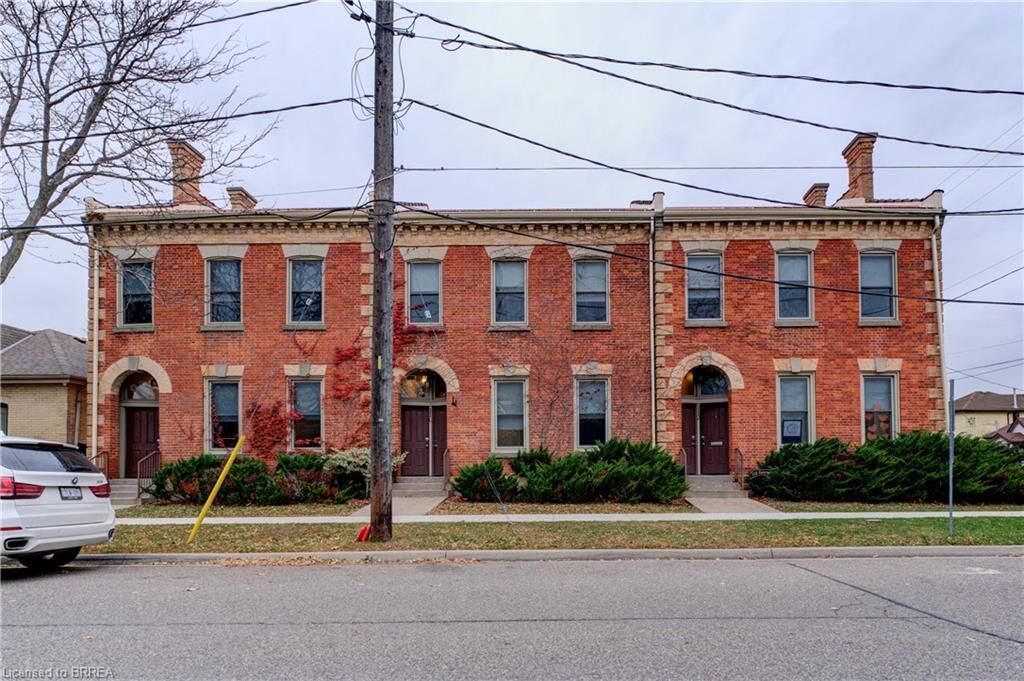 Property Photo: 108-112 George Street ON N3T 2Y4