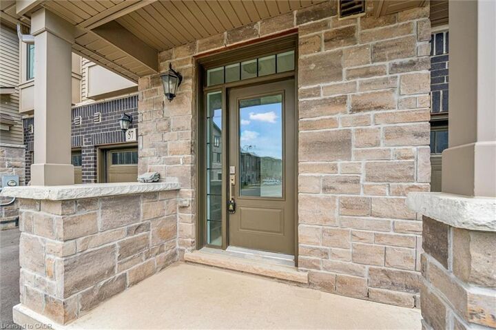 Property Photo: 100 Hollywood Court 57 ON N1R 0C5