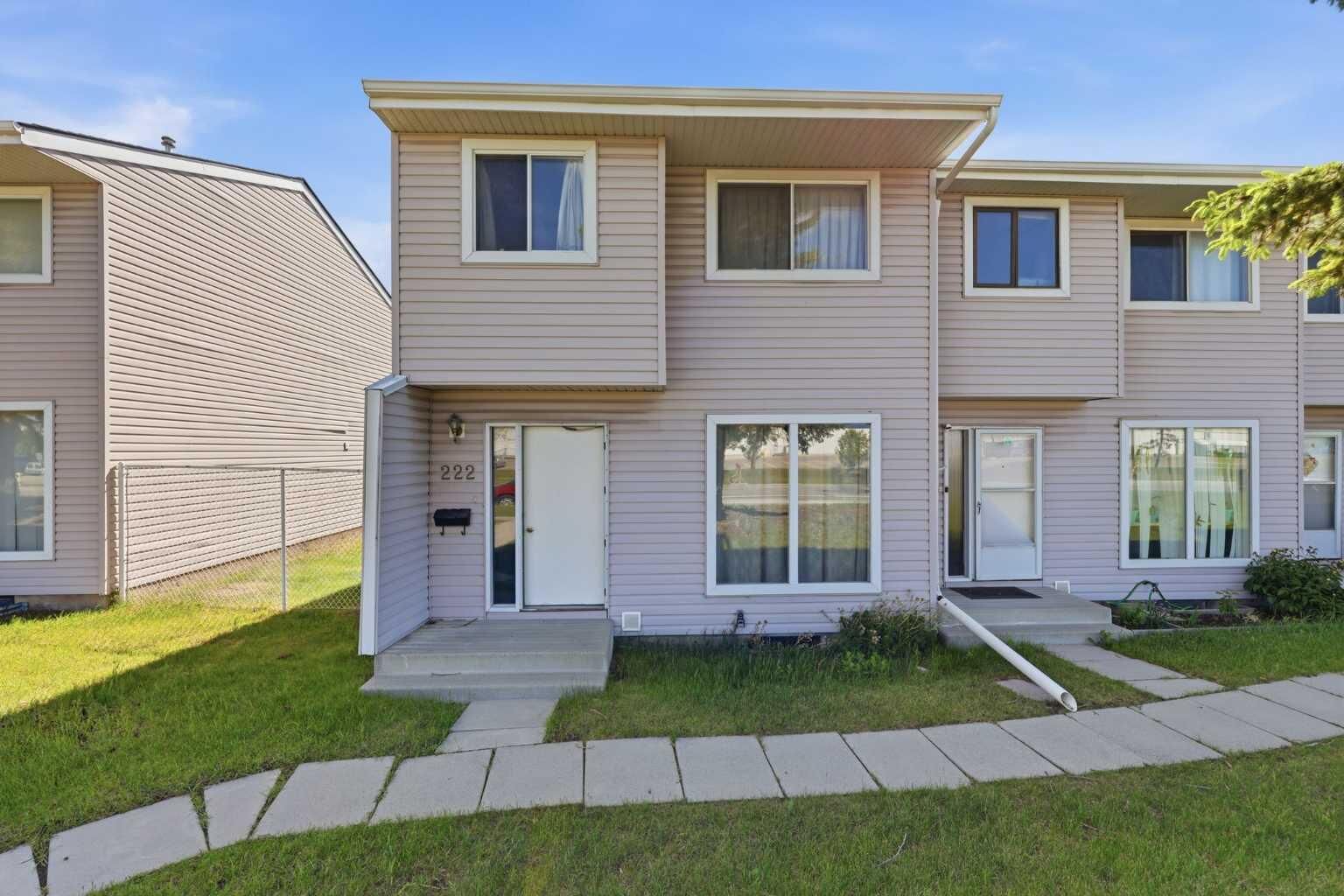 Property Photo:  222 Marlborough Way NE  AB T2A 6R9 