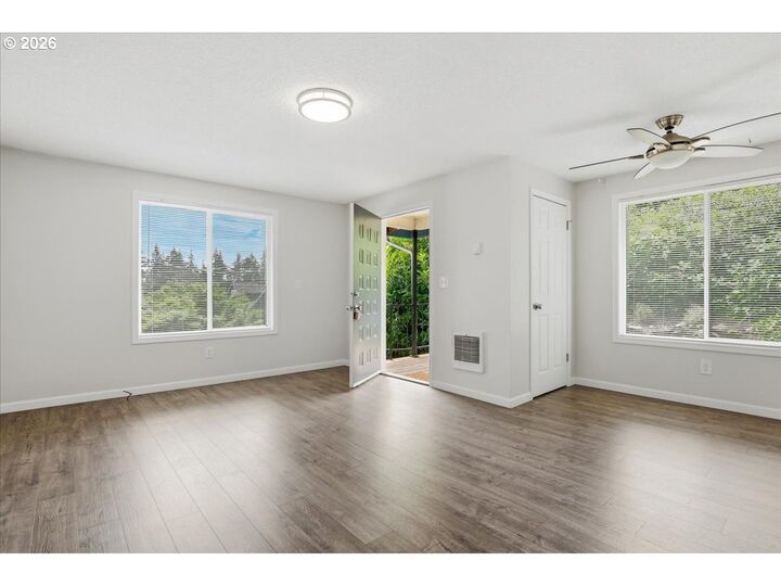 Property Photo: 331 NW 14th Ave WA 98607