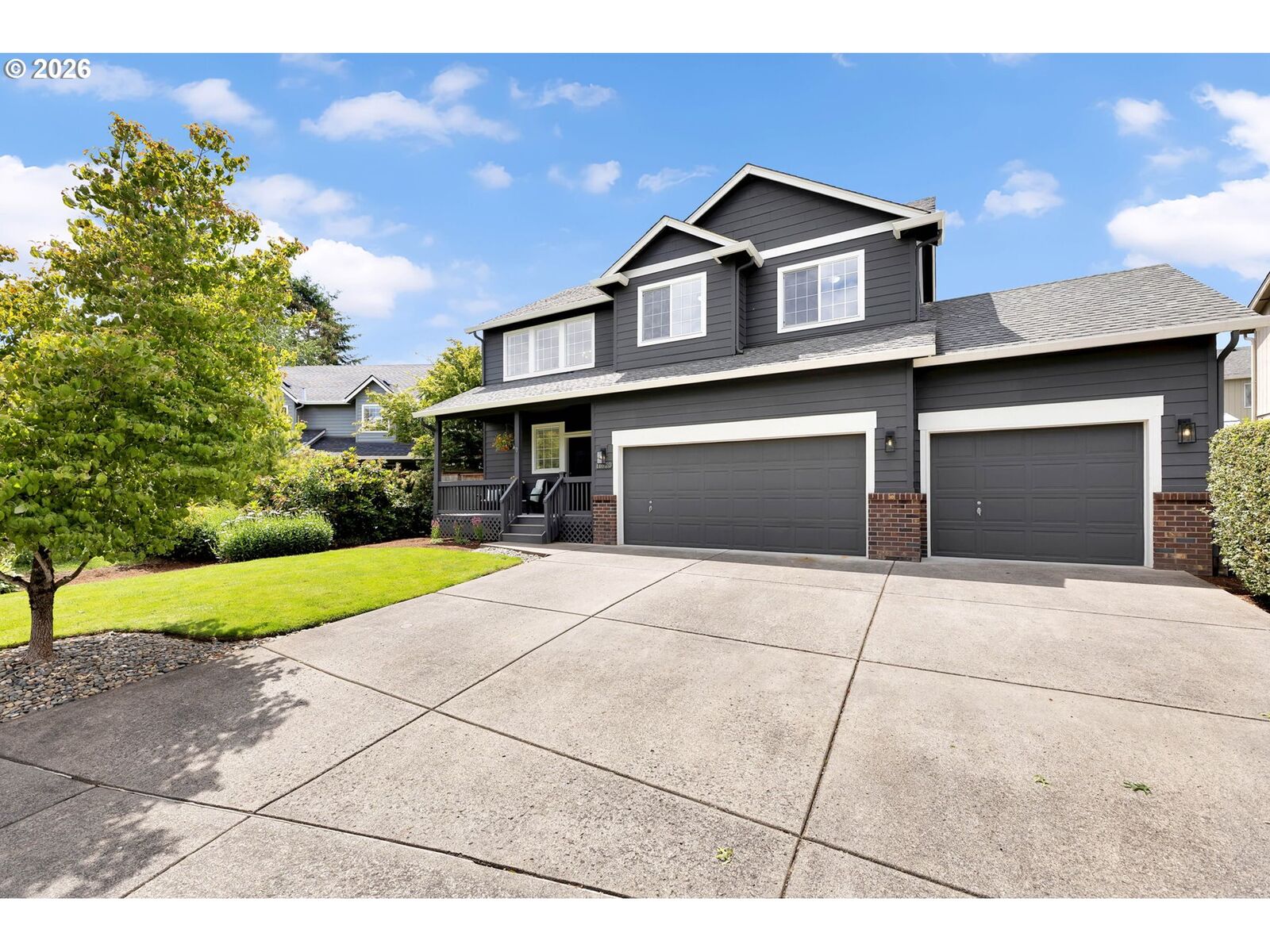 Property Photo: 11620 NW 33rd Ave WA 98685