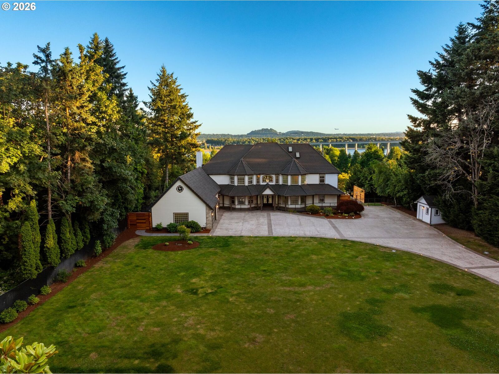 Property Photo: 12815 SE Rivercrest Dr WA 98683