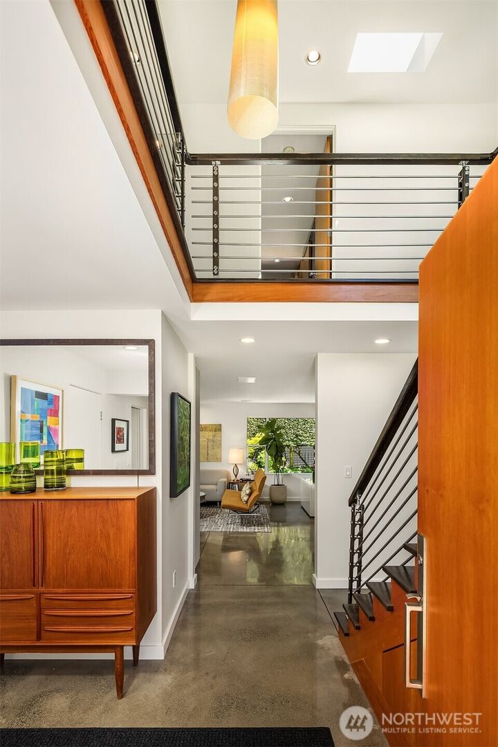 Property Photo: 8052 Ridge Drive NE WA 98115