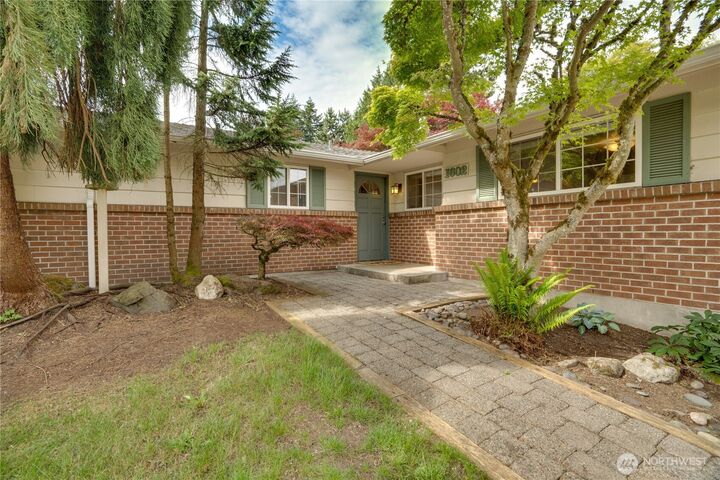 Property Photo: 1602 S Winnifred Street WA 98465