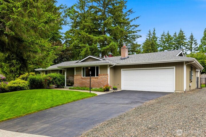 Property Photo: 4217 56th Street Ct NW WA 98335