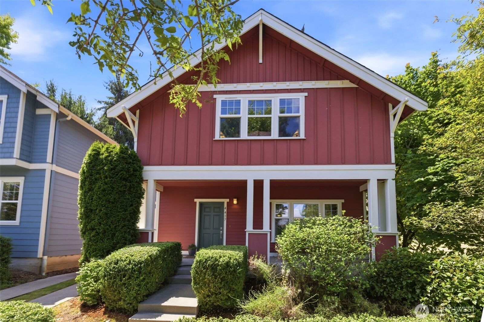 Property Photo: 4417 28th Avenue S WA 98108
