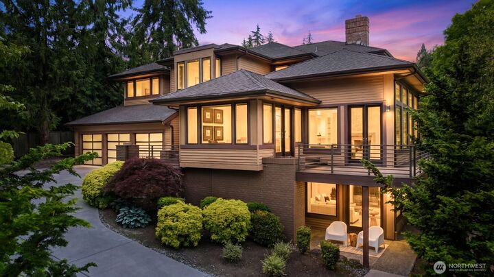 Property Photo: 7842 NE 10th Street WA 98039