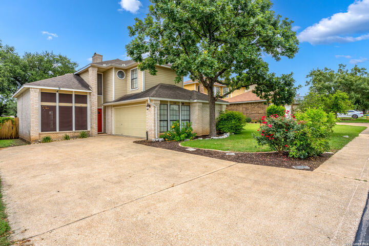 Property Photo:  1139 Summit Crst  TX 78258 