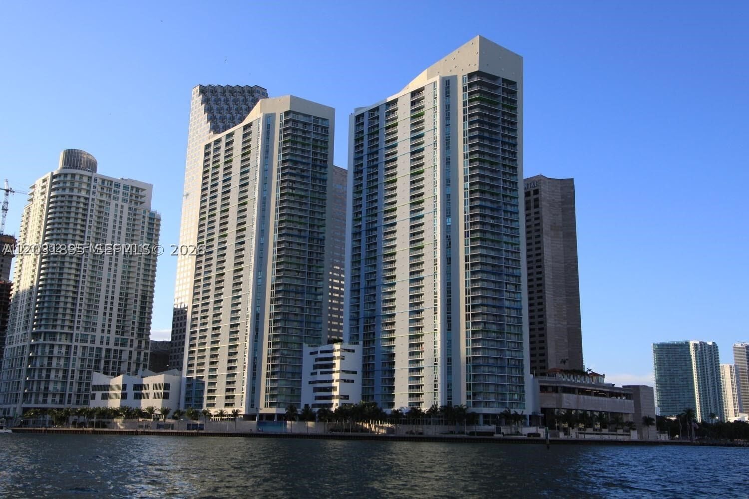 Property Photo: 325 S Biscayne Blvd 2824 FL 33131