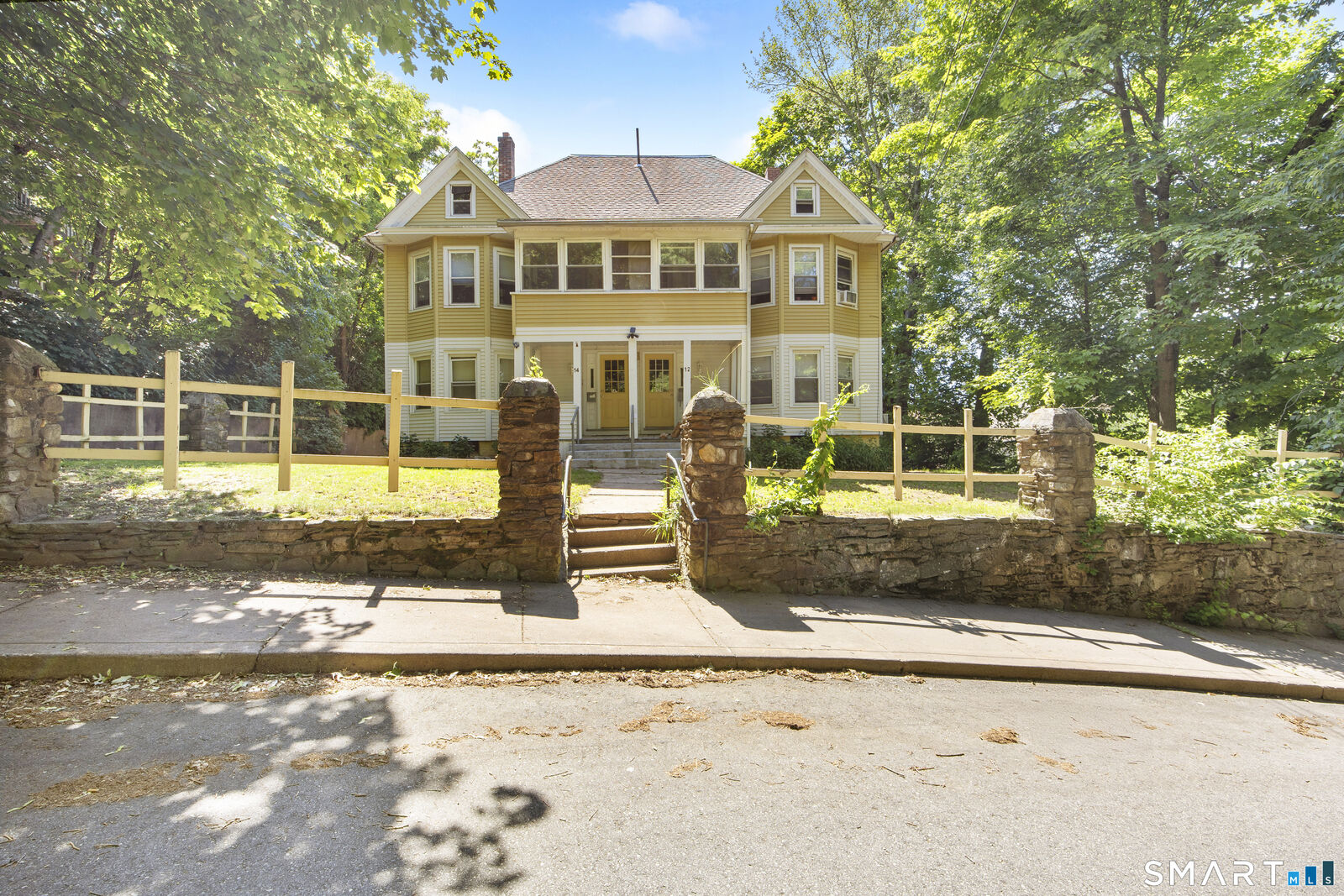 Property Photo: 12 Arch Street CT 06040