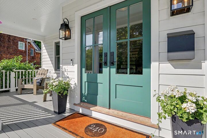 Property Photo:  240 Henry Street  CT 06824 