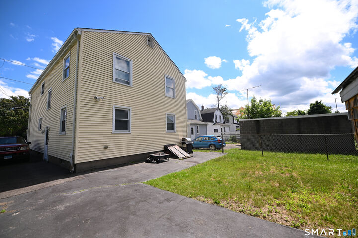 Property Photo:  152 Jackson Avenue  CT 06606 